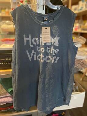 Alternative University of Michigan Hail to the Victors Muscle Tank Top Size M